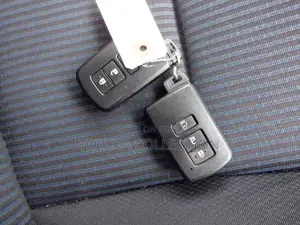 Toyota Noah PUSH START X PACKAGE 2020