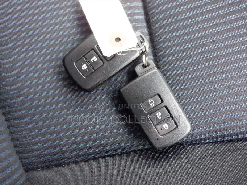 Toyota Noah PUSH START X PACKAGE 2020