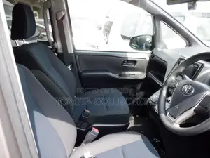 Toyota Noah PUSH START X PACKAGE 2020