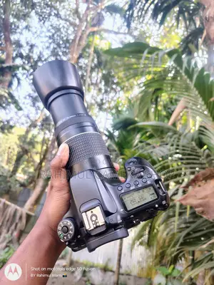 Canon 70D with 75-300 Zoom lens full fresh condition