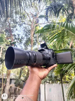Canon 70D with 75-300 Zoom lens full fresh condition