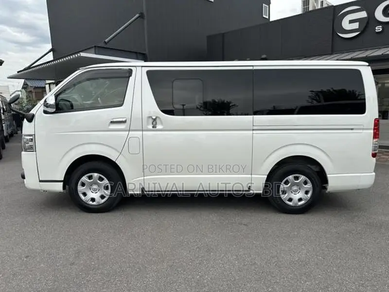 Toyota Hiace SUPER GL DARK PRIME 2020