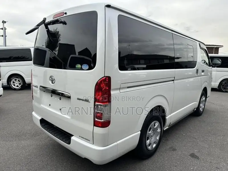 Toyota Hiace SUPER GL DARK PRIME 2020