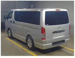 Toyota Hiace GL PACKAGE DUAL AC 2020