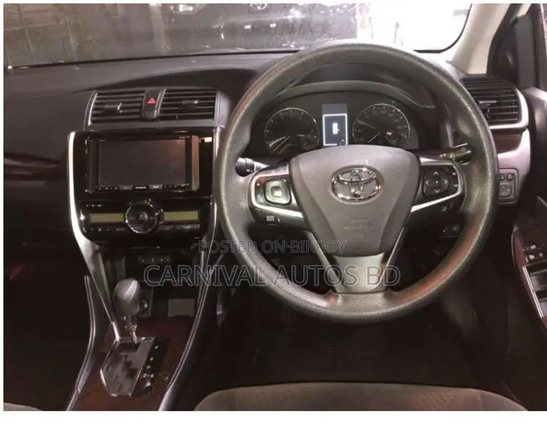 Toyota Hiace GL PACKAGE DUAL AC 2020