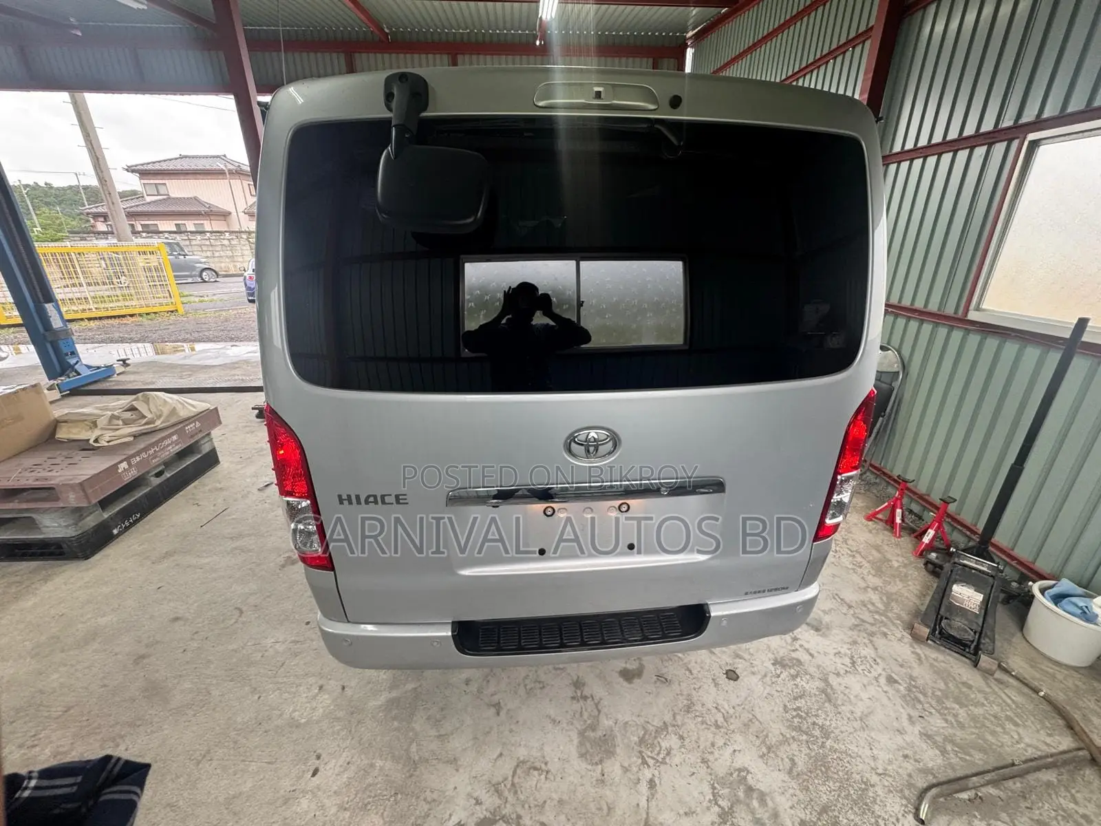 Toyota Hiace GL PACKAGE SILVER 2020