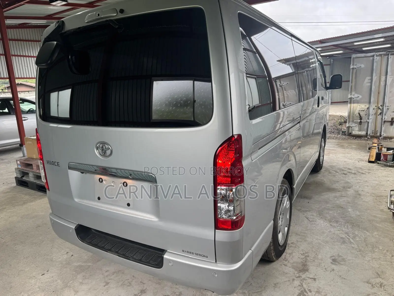Toyota Hiace GL PACKAGE SILVER 2020