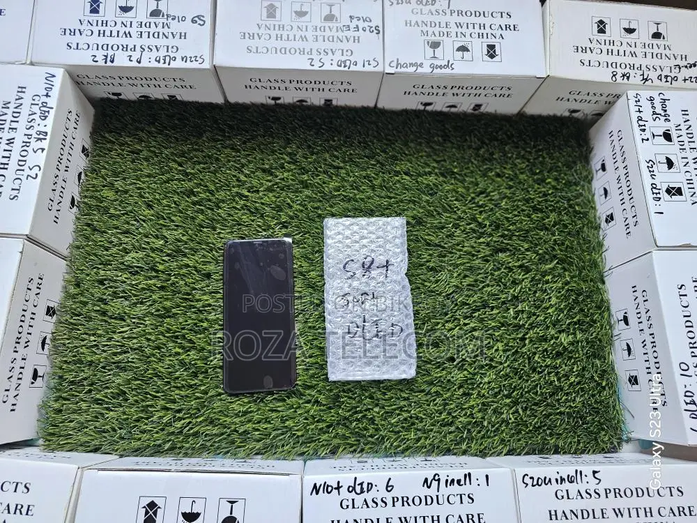 Samsung S8+ full curve display