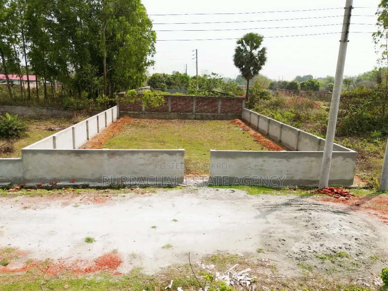 পূর্বমুখী, সেক্টর ১১-এ ১০ কাঠার প্লট