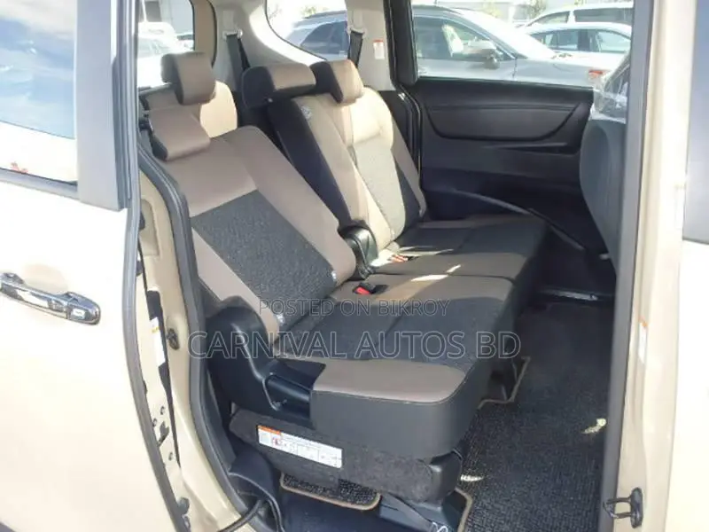 Toyota Sienta G Q PACKAGE 2020