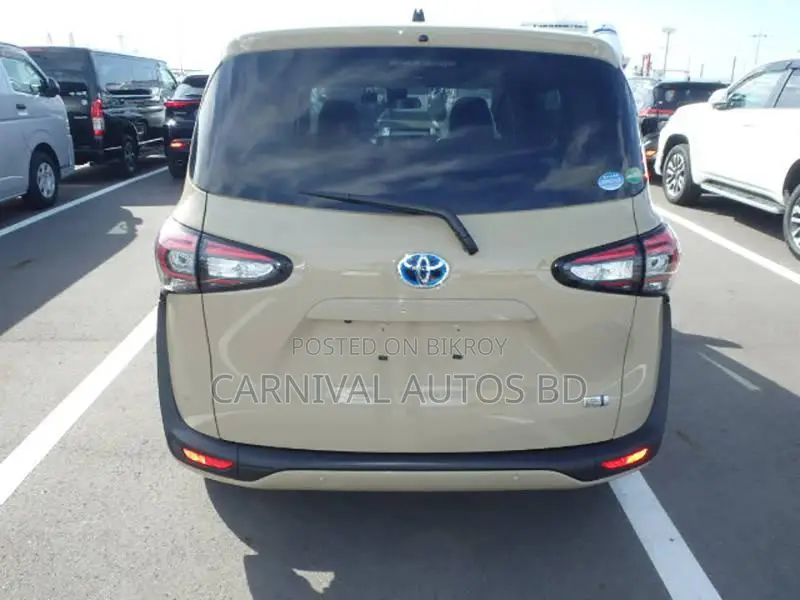 Toyota Sienta G Q PACKAGE 2020