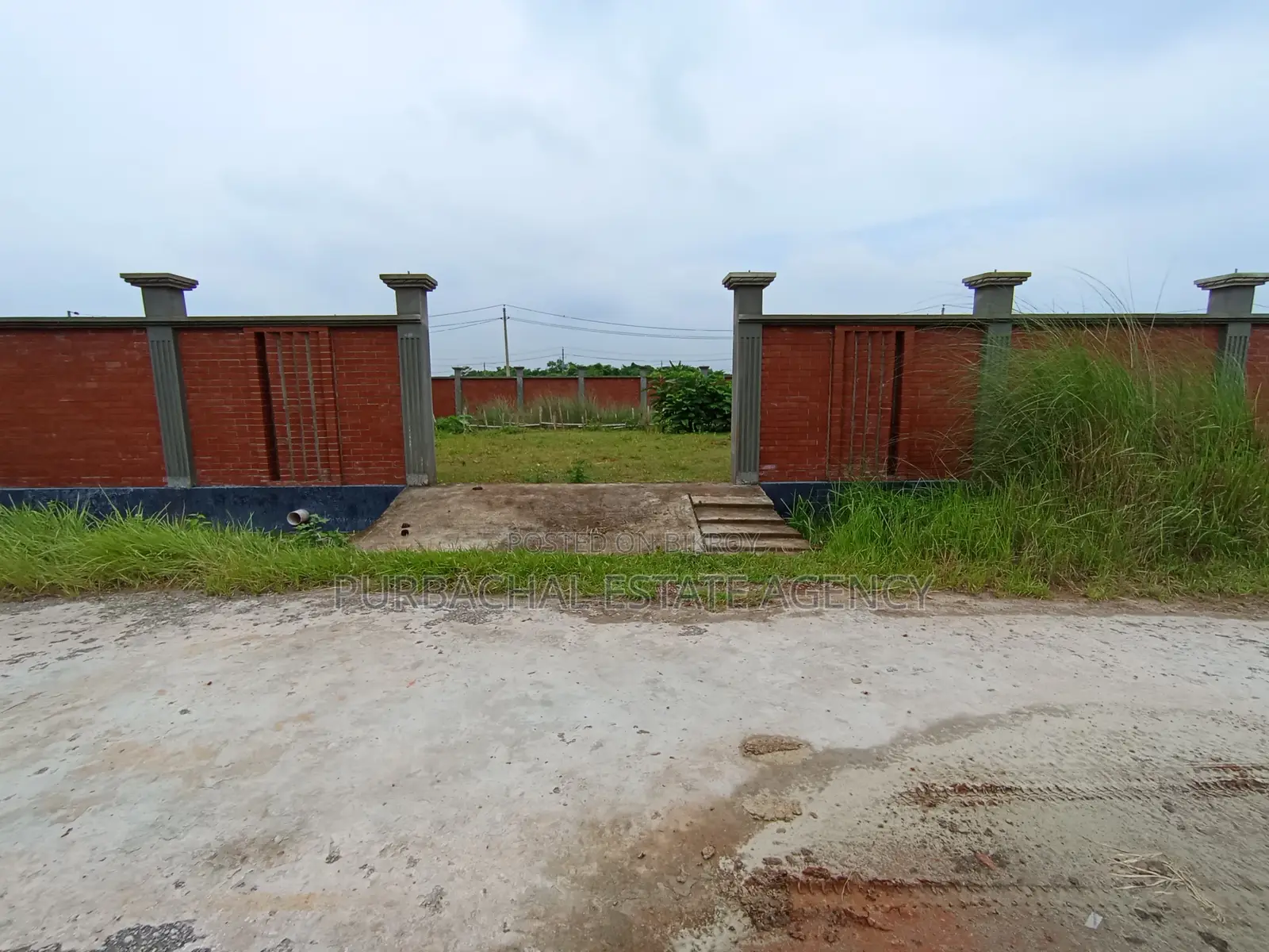 Near 300ft, South Facing, 10 Katha Plot In Sec#3