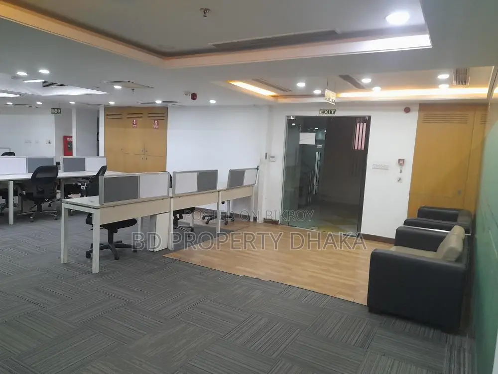 5800 Sqft Open Semi Furnished Commercial Space Rent in Gulshan Avenue