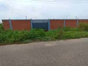 ৭৫ ফুটের কাছে, দক্ষিণমুখী, সেক্টর ২৪-এ ৭.৫ কাঠার প্লট