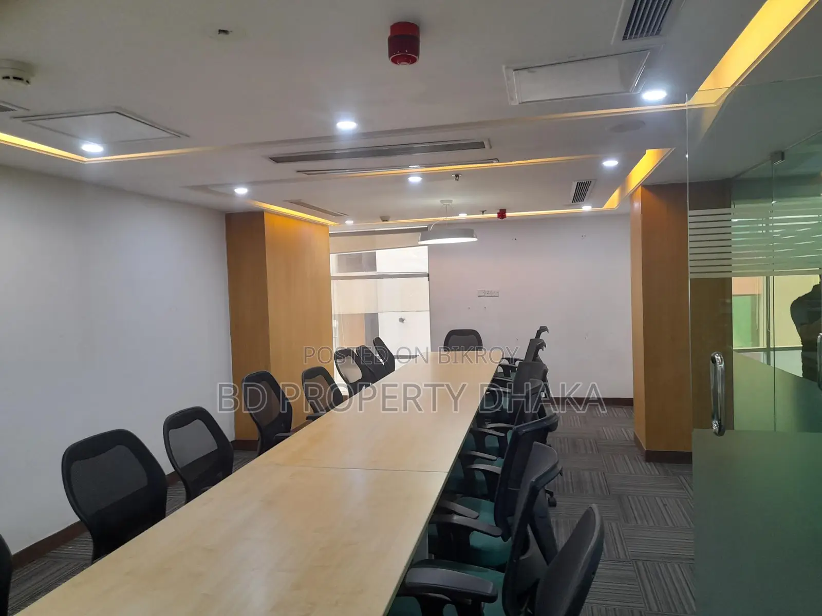 5800 Sqft Open Semi Furnished Commercial Space Rent in Gulshan Avenue