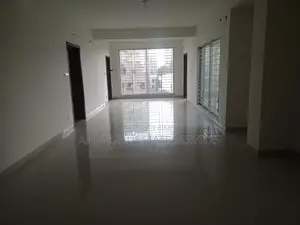 New Good Quality 5000 Sft Unfurnished Flat Rent In Gulshan 2