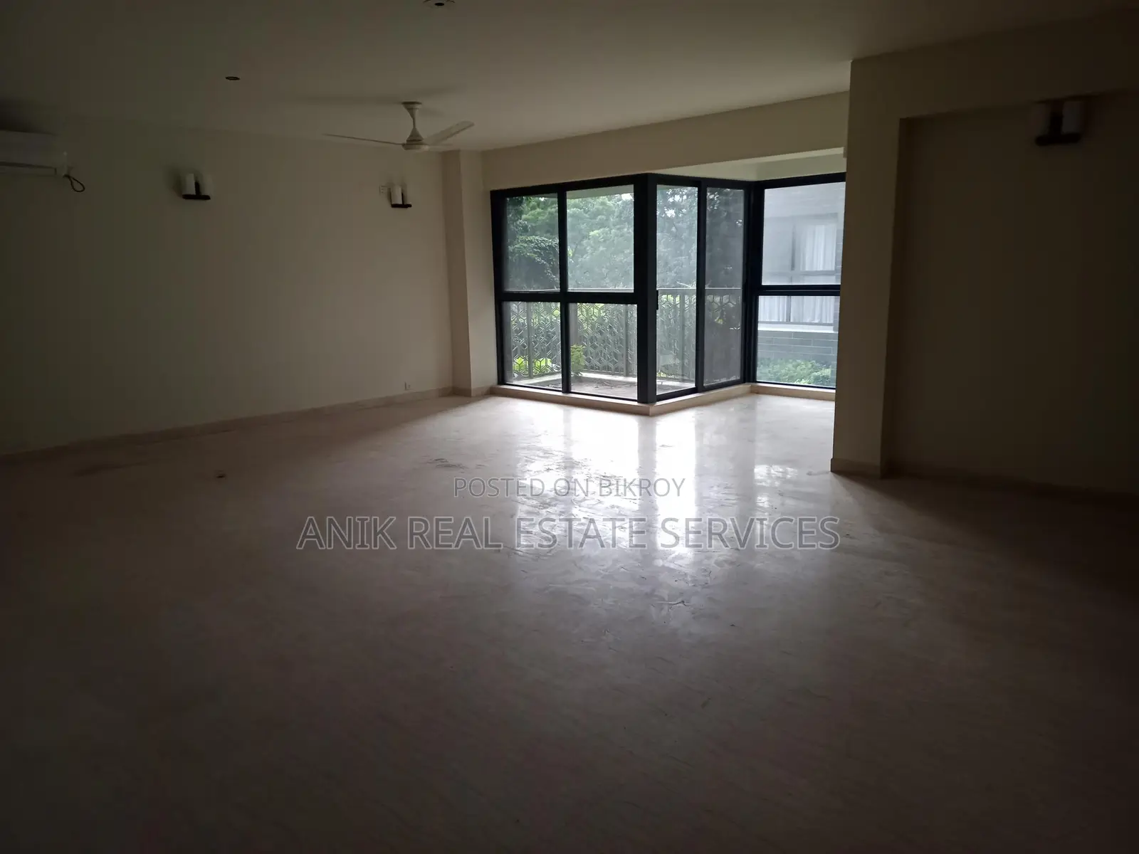 New Good Quality 5000 Sft Unfurnished Flat Rent In Gulshan 2