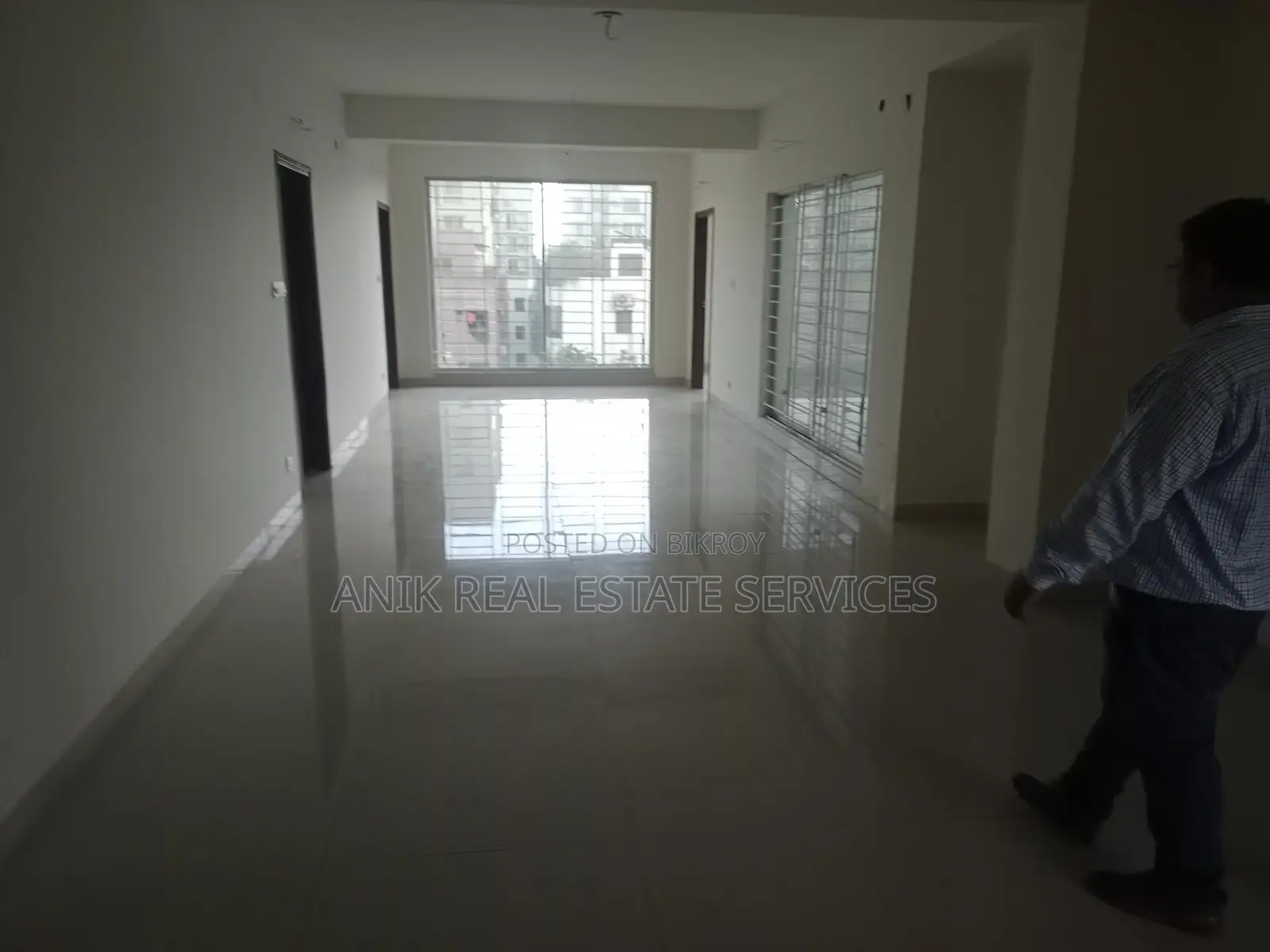 New Good Quality 5000 Sft Unfurnished Flat Rent In Gulshan 2