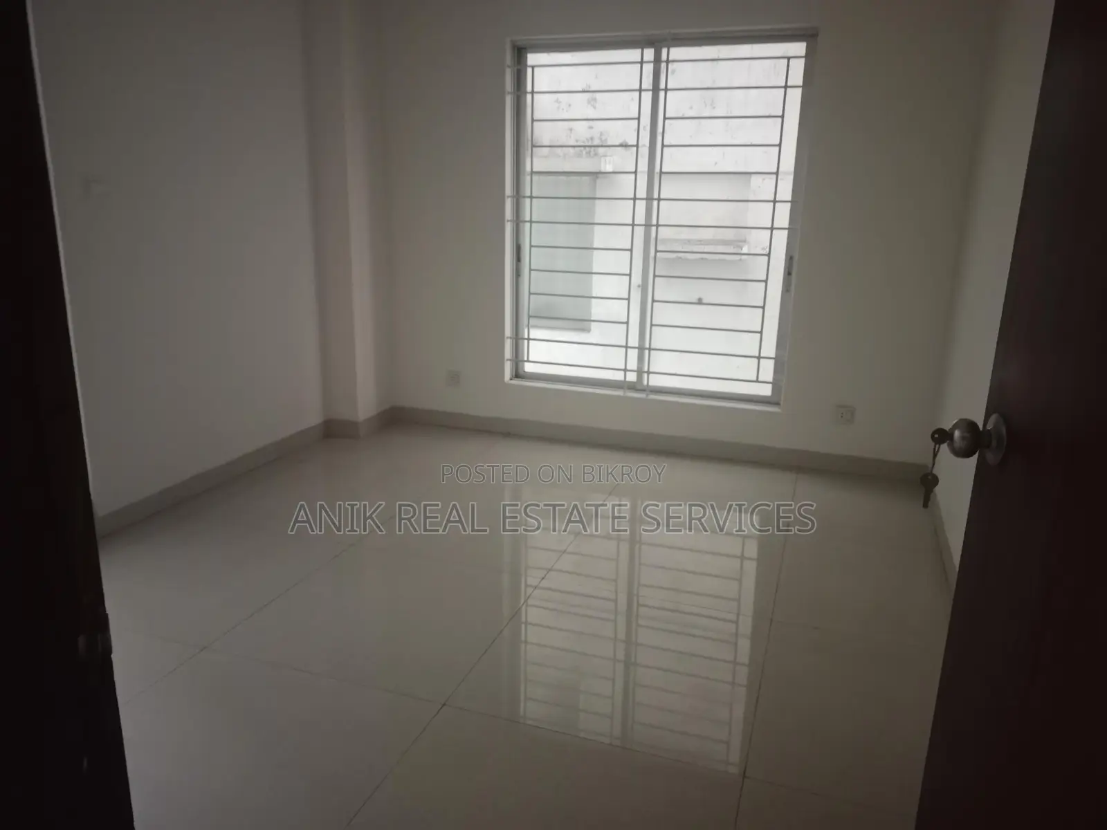 New Good Quality 5000 Sft Unfurnished Flat Rent In Gulshan 2