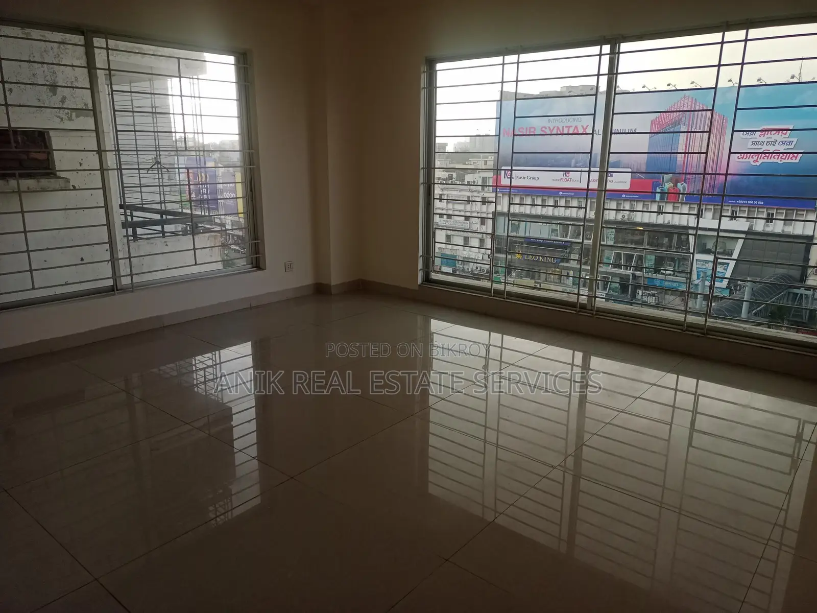 New Good Quality 5000 Sft Unfurnished Flat Rent In Gulshan 2