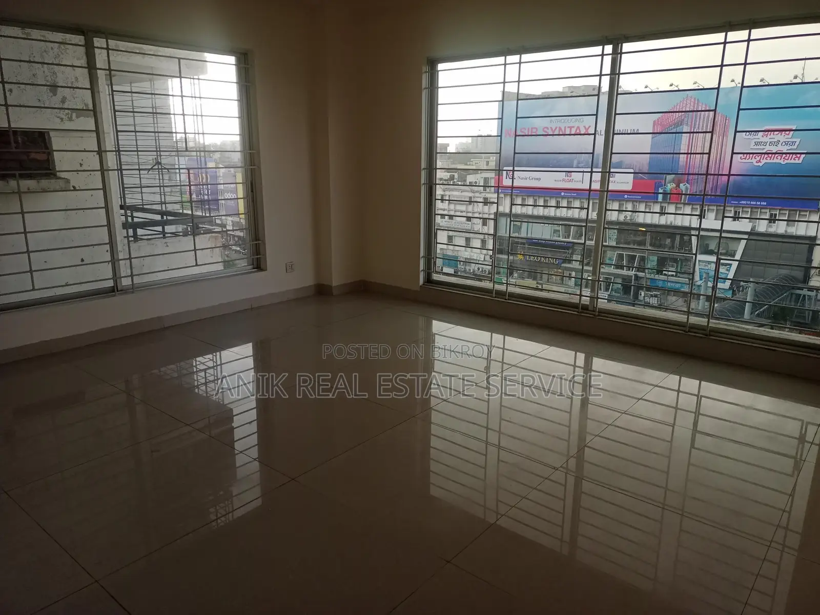 New Good Quality 5000 Sft Unfurnished Flat Rent In Gulshan 2