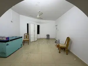 গুলশান নর্থ-এ ভাড়ার জন্য আনফার্নিশড আবাসিক অফিস স্পেস