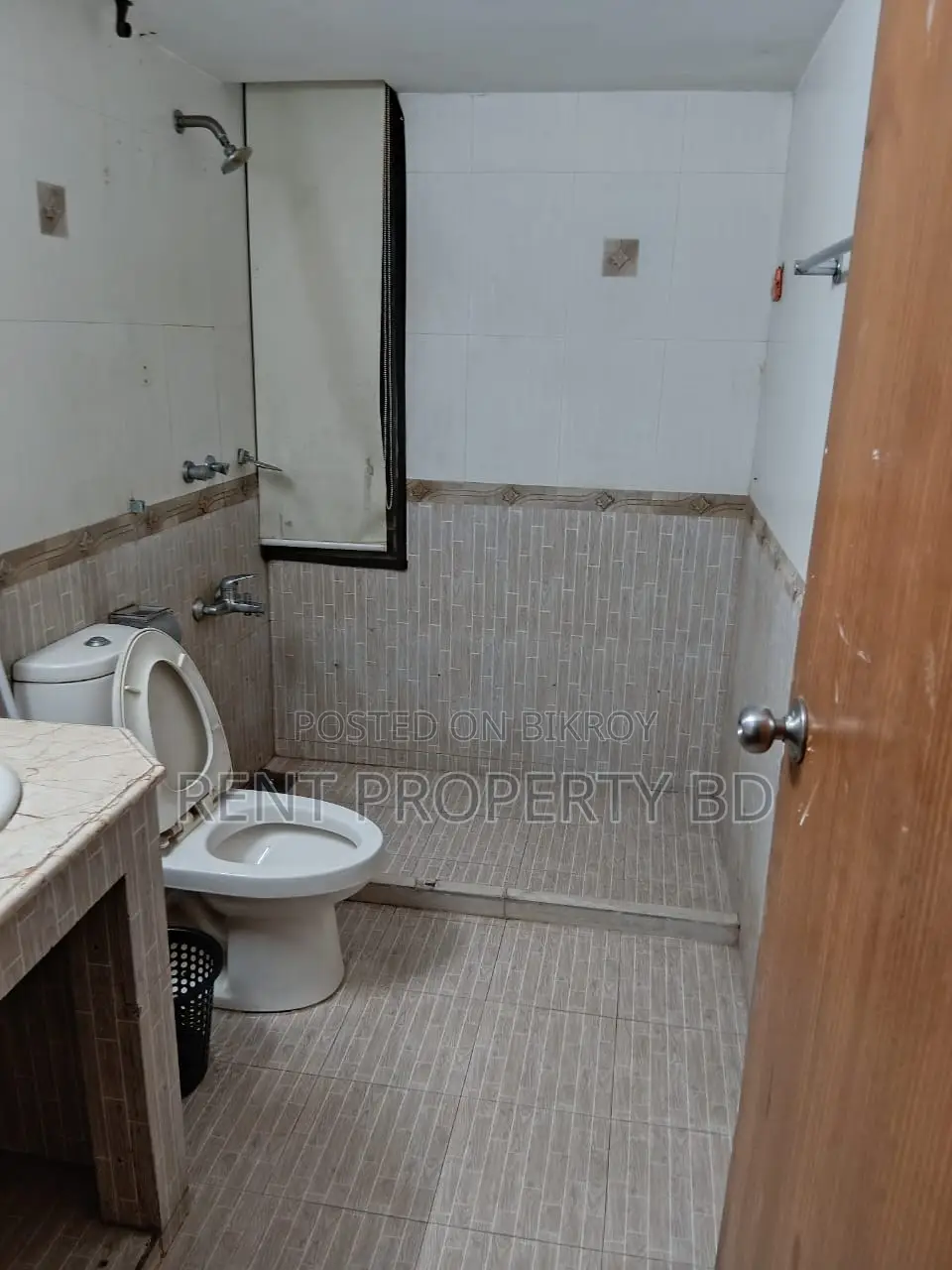 2600 sft Fully Furnished Flat For Rent In Banani