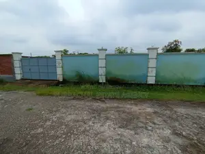 ৩০০ ফুটের কাছে, সেক্টর ১-এ ৭.৫ কাঠার প্লট