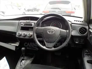 Toyota Axio EX PACKAGE NON-HY 2021