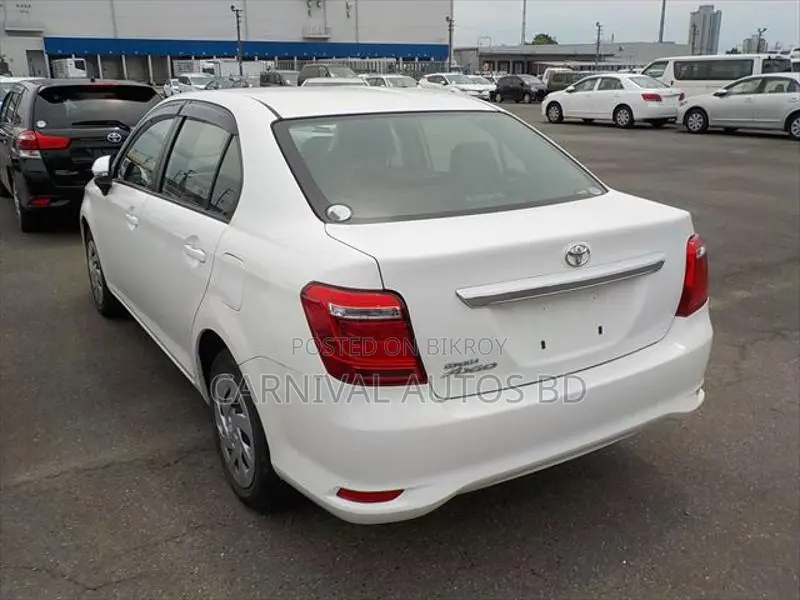 Toyota Axio EX PACKAGE NON-HY 2021