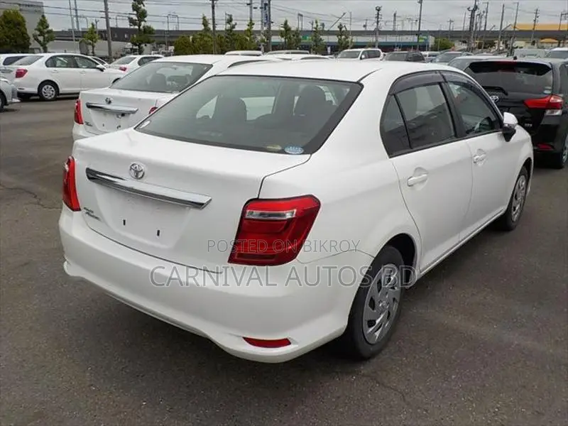 Toyota Axio EX PACKAGE NON-HY 2021