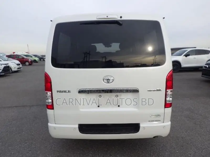 Toyota Hiace SUPER GL DARK PRIME 2021