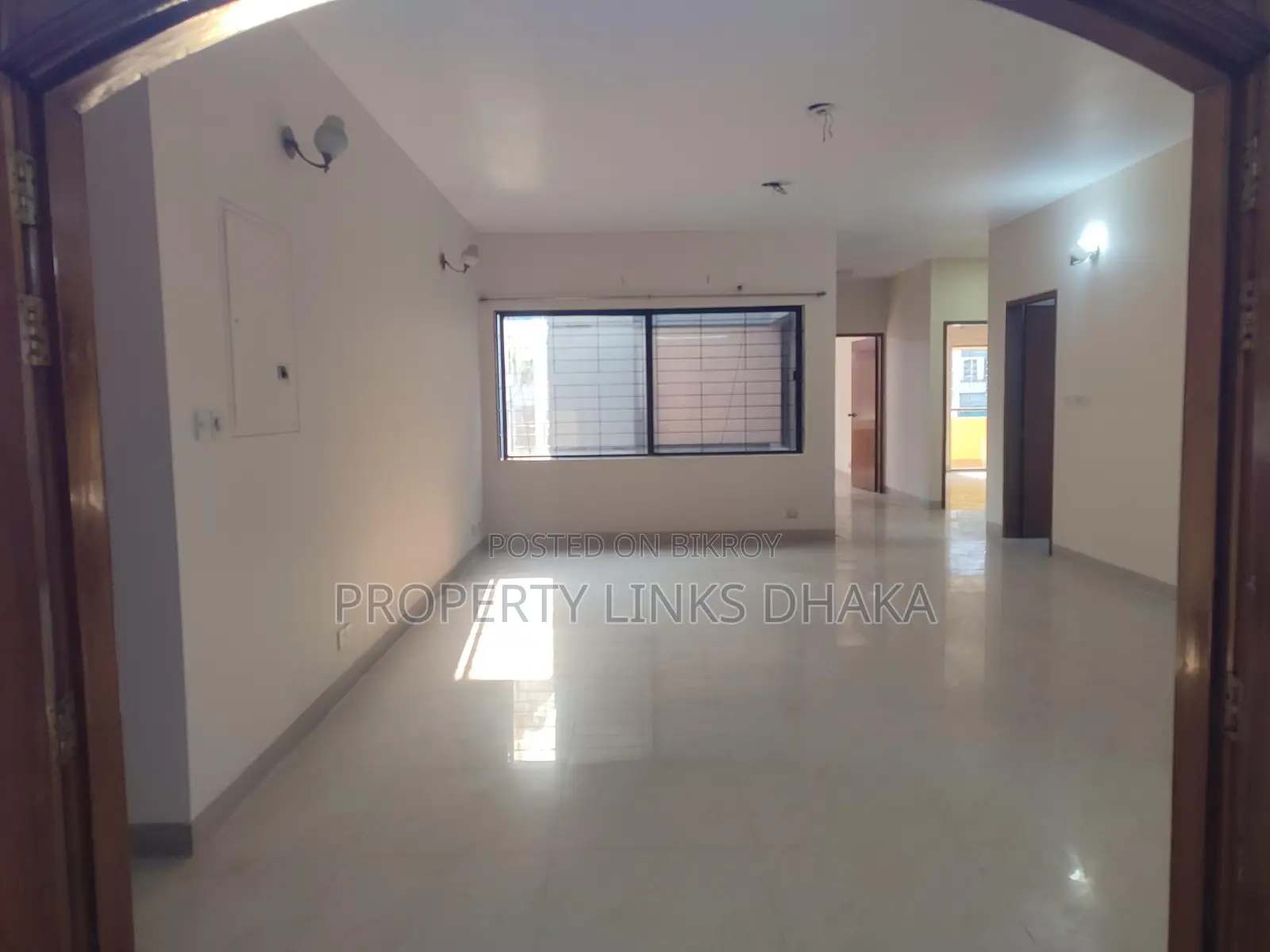 4 Bedrooms Flat For Rent In Banani Near Gulshan Lake Park