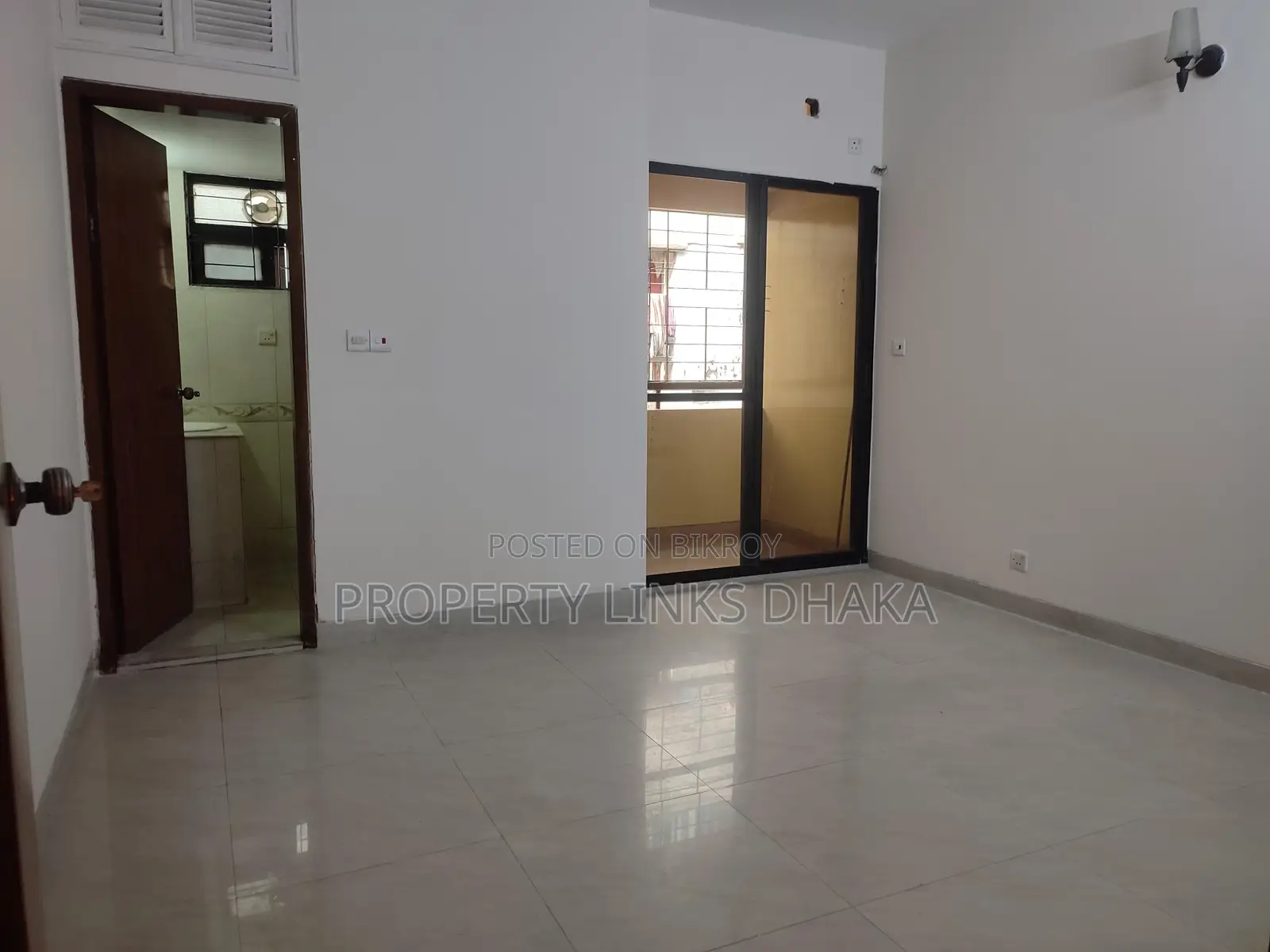4 Bedrooms Flat For Rent In Banani Near Gulshan Lake Park