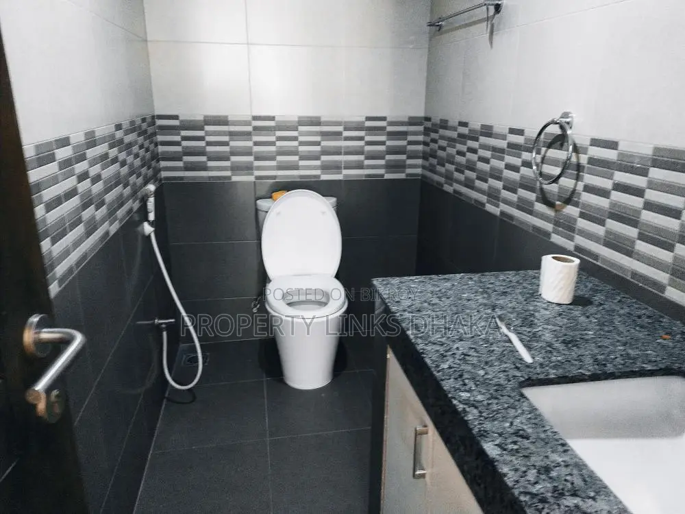 Unfurnished flat for Rent in Gulshan