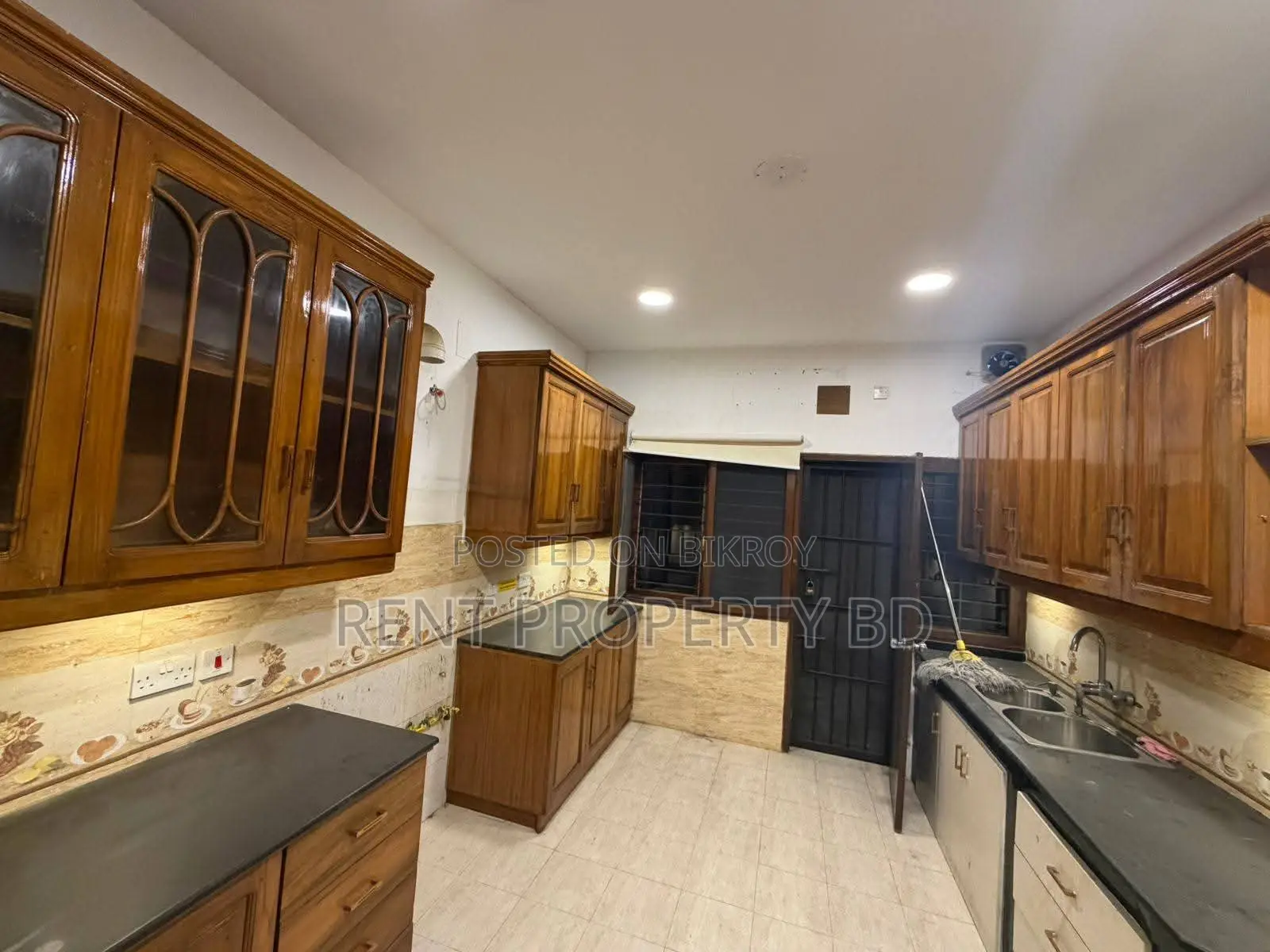 5000 Sft Independent House Rent In Baridhara Diplomatic Zone