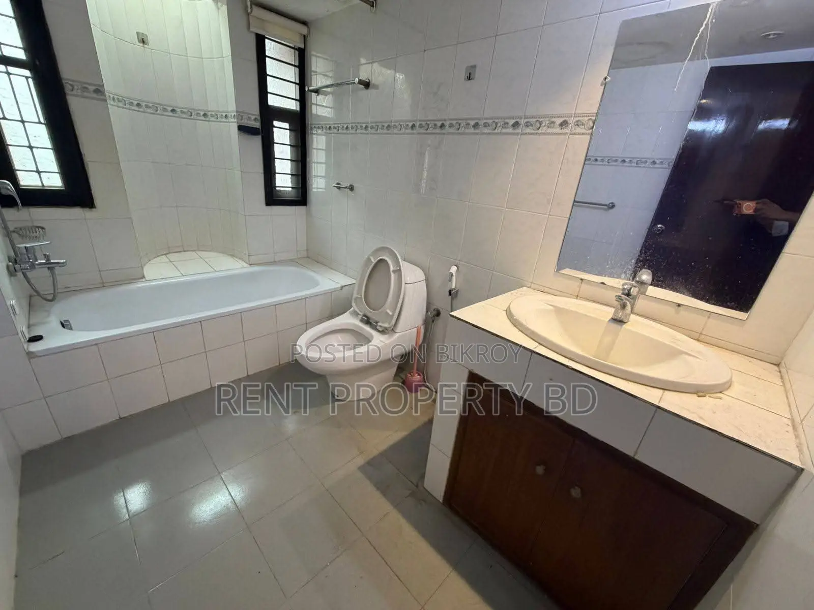 5000 Sft Independent House Rent In Baridhara Diplomatic Zone