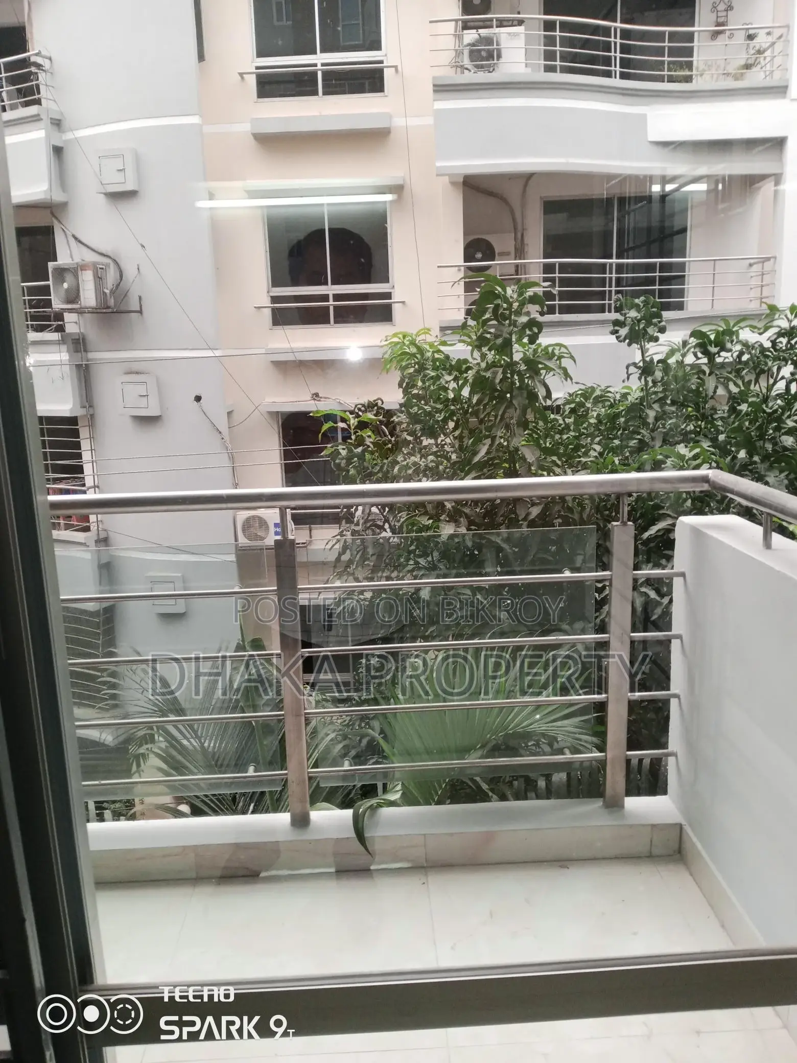 Good quality 3 bed flat for rent
