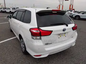 Toyota Fielder EX PACKAGE HYBRID 2021