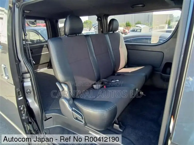 Toyota Hiace SUPER GL DARK PRIME 2020