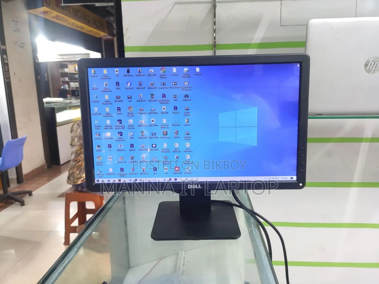 Dell 19 inch Monitor For sale