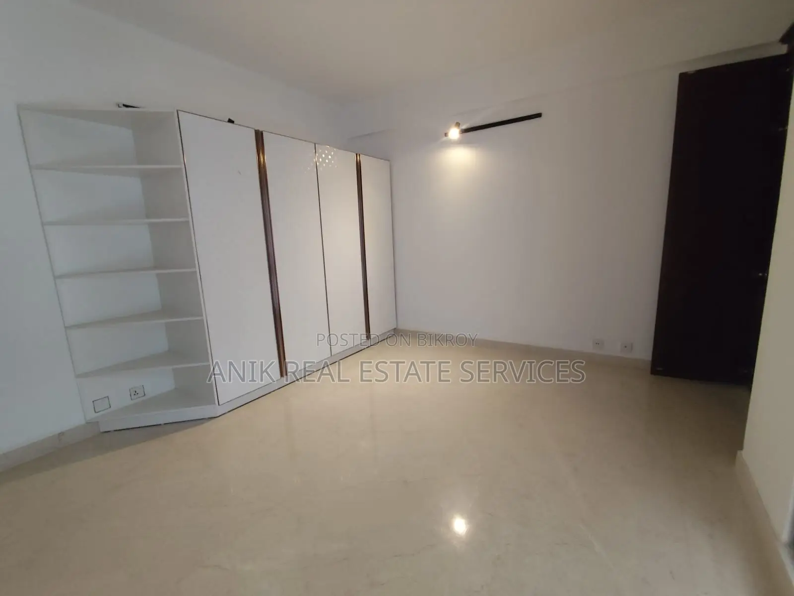 Swmming Pool Gym 4500 Sft Semi Farnised Flat Rent In Gulshan North