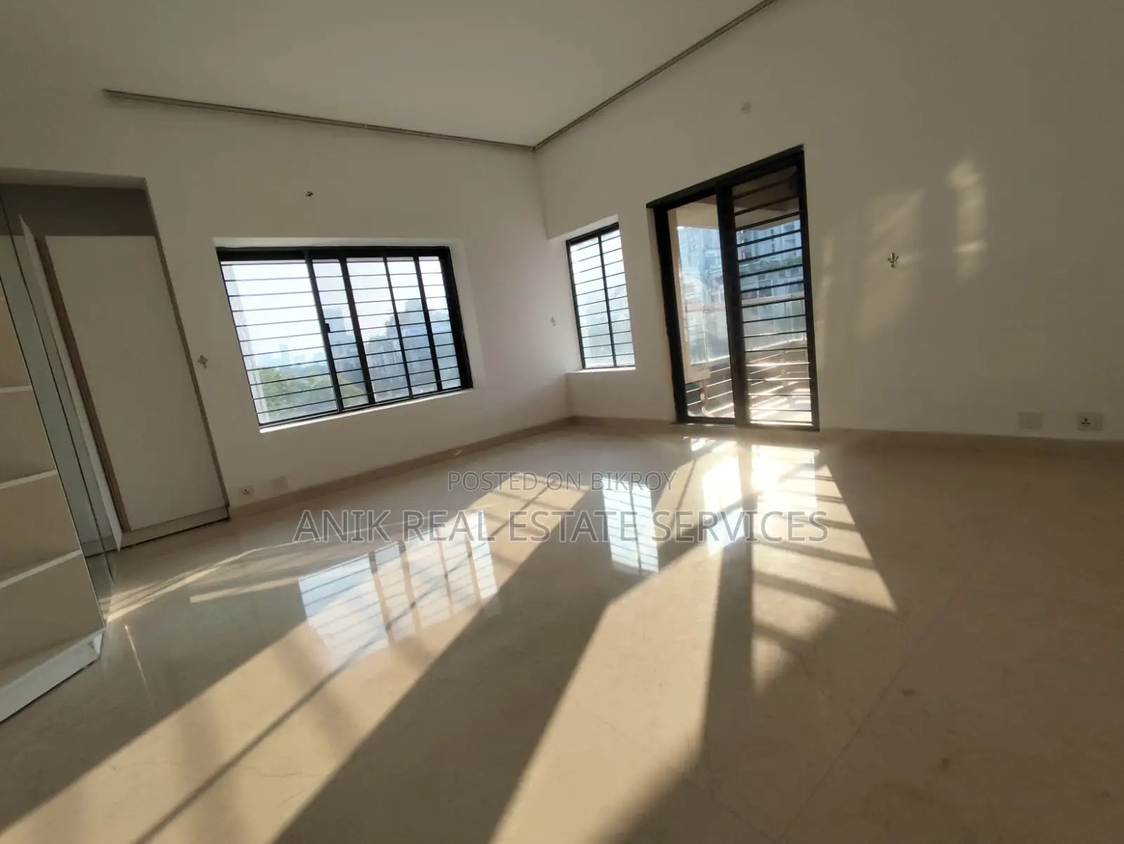 Swmming Pool Gym 4500 Sft Semi Farnised Flat Rent In Gulshan North