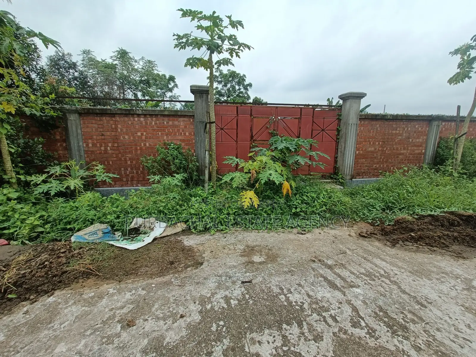 Near Play-Lot, 3 Katha Plot In Sec#17