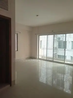 ব্যবহৃত ফ্ল্যাট বিক্রয় [ ডি ব্লক-১৮৫০ বর্গফুট ] বসুন্ধরা আর/এ