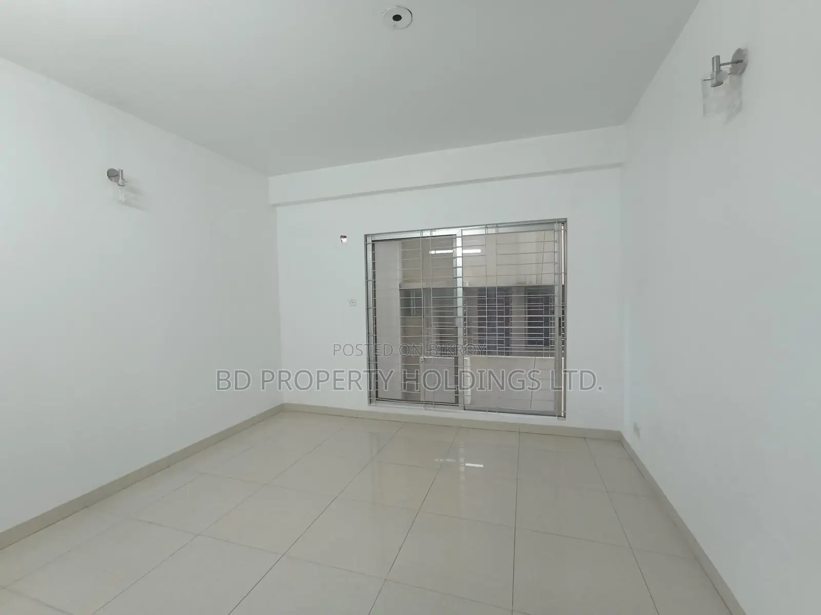 2000 SQFT Luxurious Ready Flat for Rent in Uttara