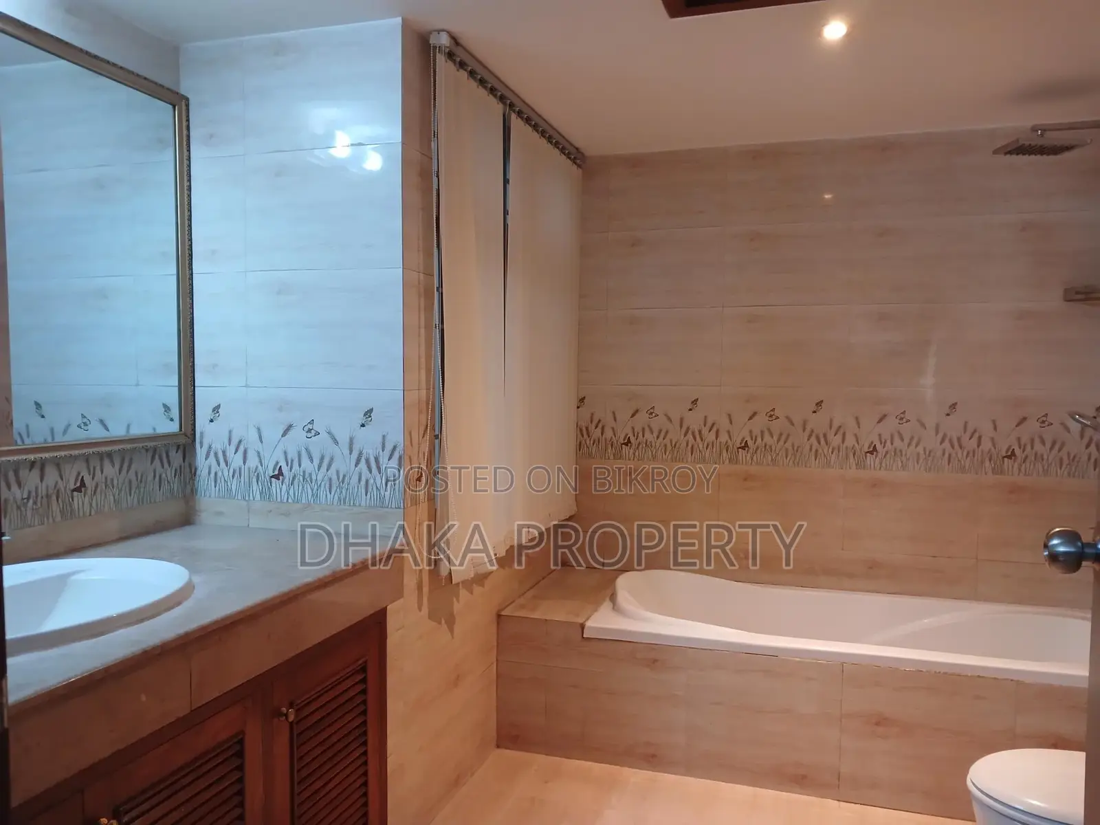 3200sqFt.Gymnasium_3Bed 2Parking Luxury Apartment Rent at Gulshan 2