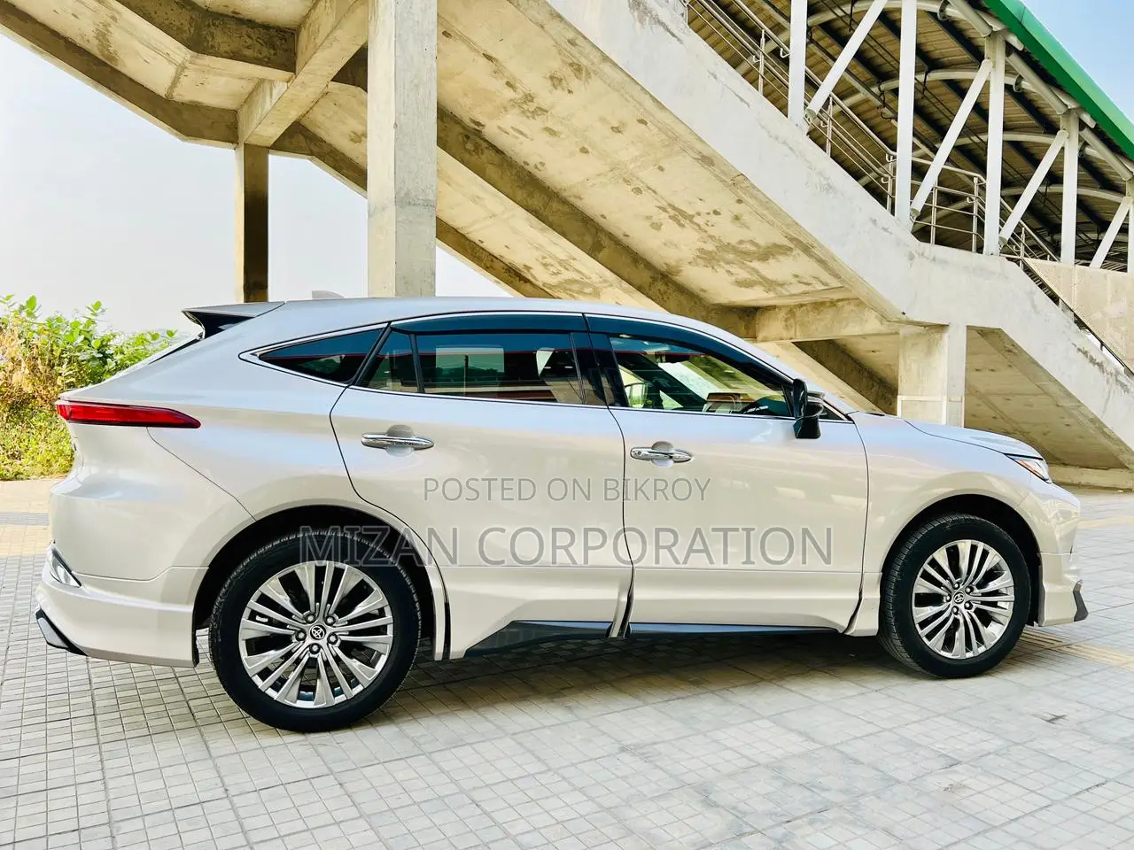 Toyota Harrier Z leather Package 2020
