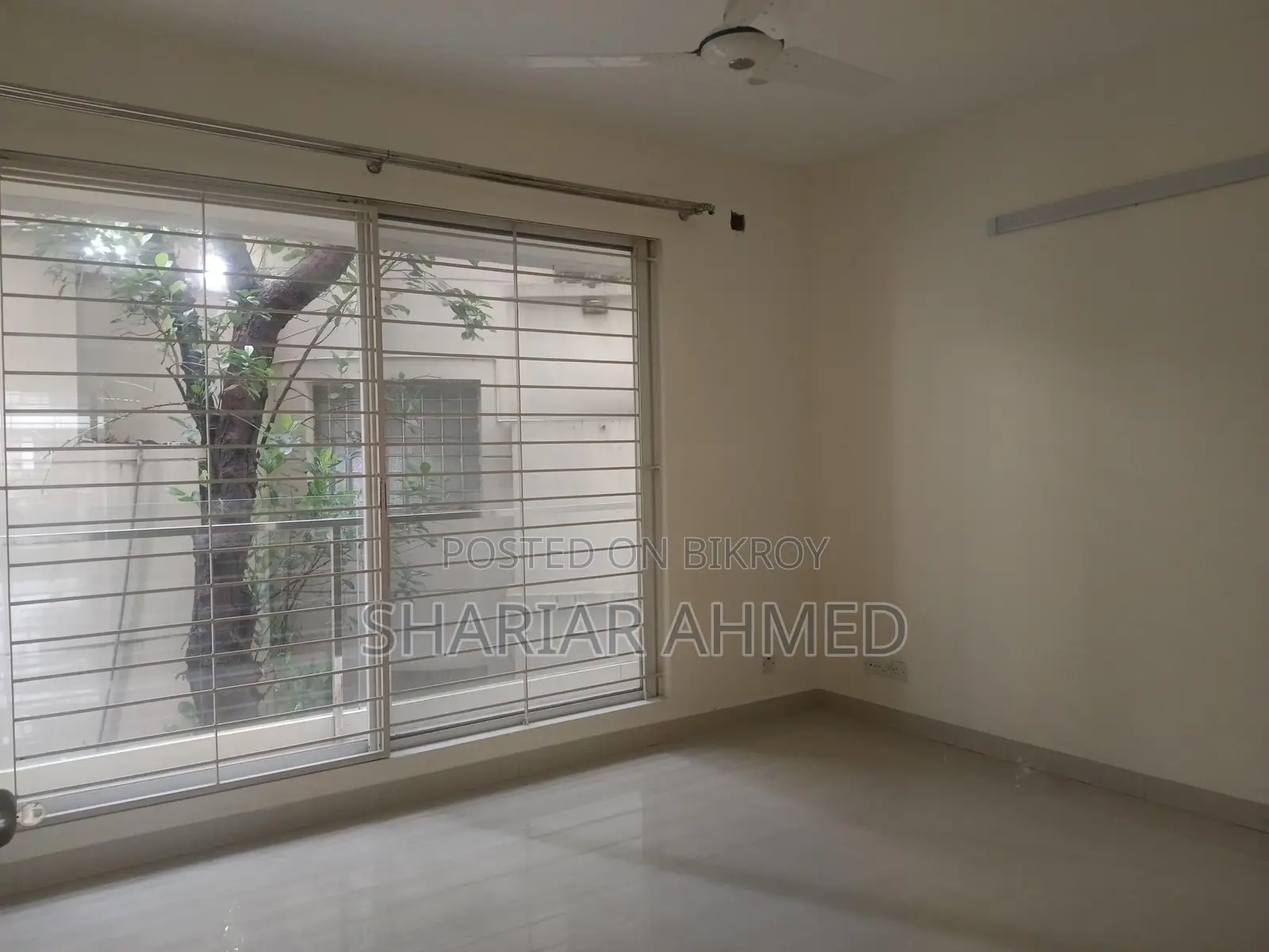 Good Looking 2800 Sqft 3 Bed Un-Furnished Flat For Rent In Gulshan