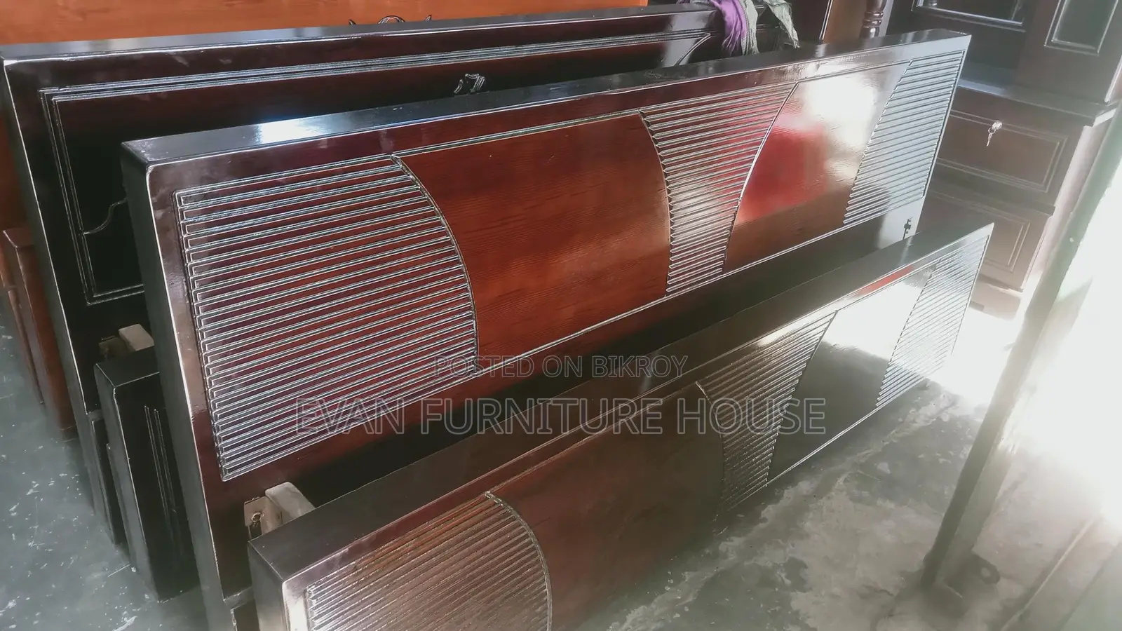 Large Size Diamond Flat Bed